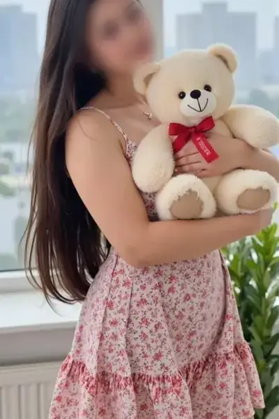 Meera – Independent Escort in Delhi | Gurgaon & Cyber City